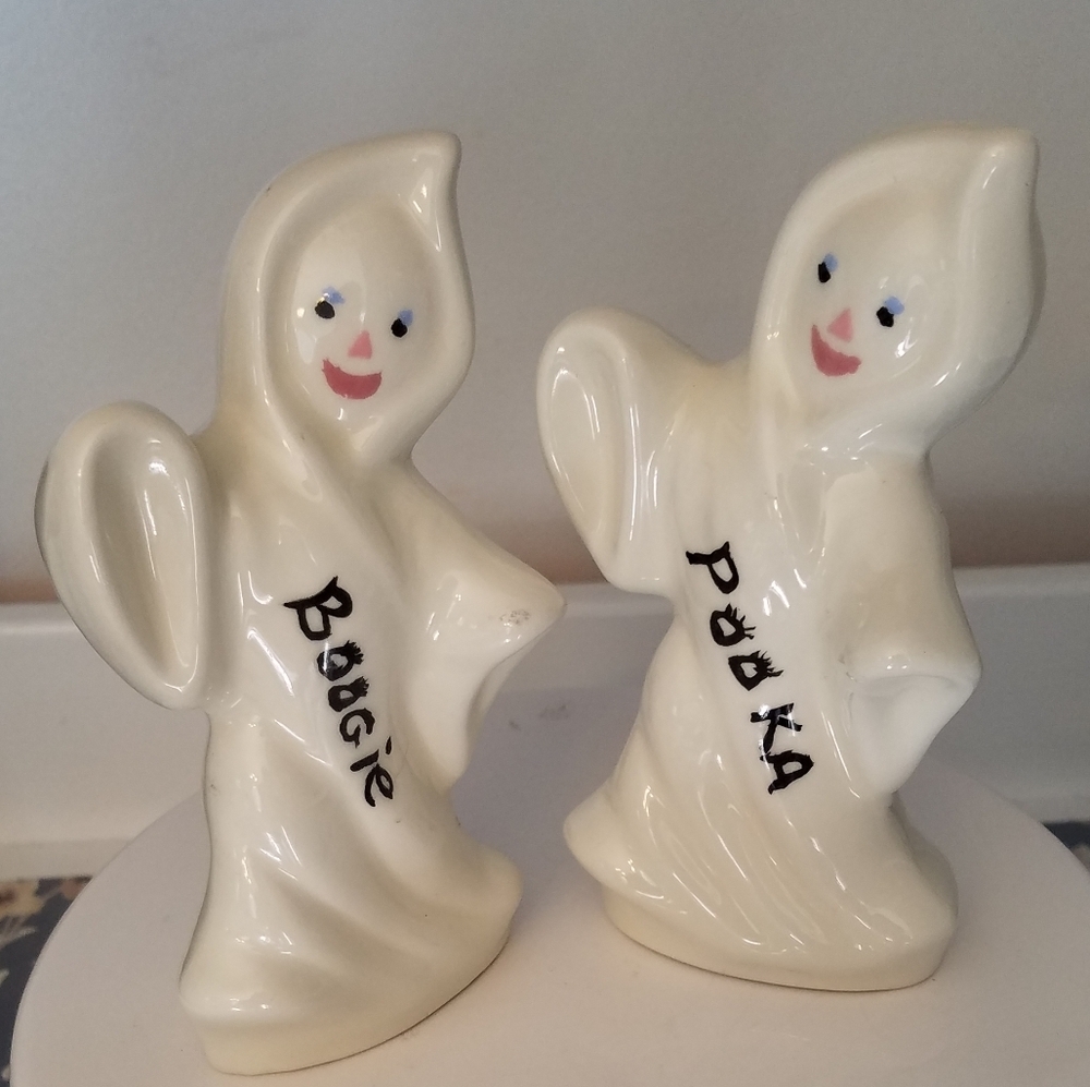 Set of 2 Vintage Halloween White Handpainted Ghosts Ceramic Figurines  Boogie